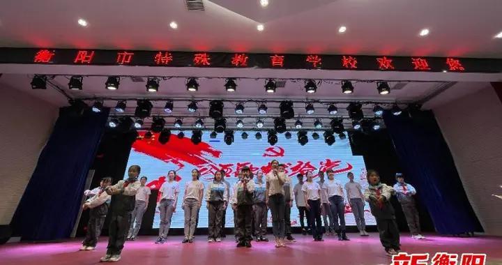 请大家写出水氢氟酸氨气甲烷物质的电子式并指出它们所属化学键的类别？